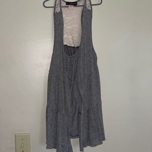 Juniors tank top ❤️ 2/$15